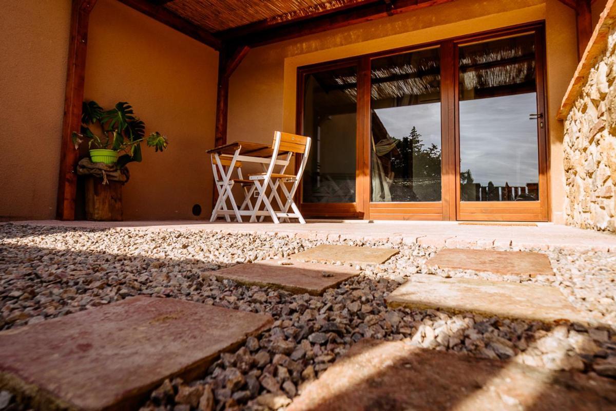 Agriturismo Giu Al Pozzo ガヴォッラーノ エクステリア 写真