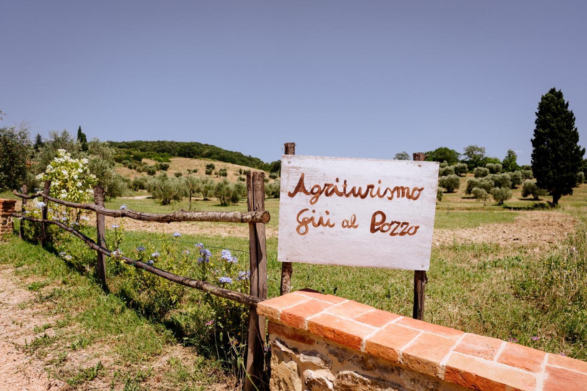 Agriturismo Giu Al Pozzo ガヴォッラーノ エクステリア 写真