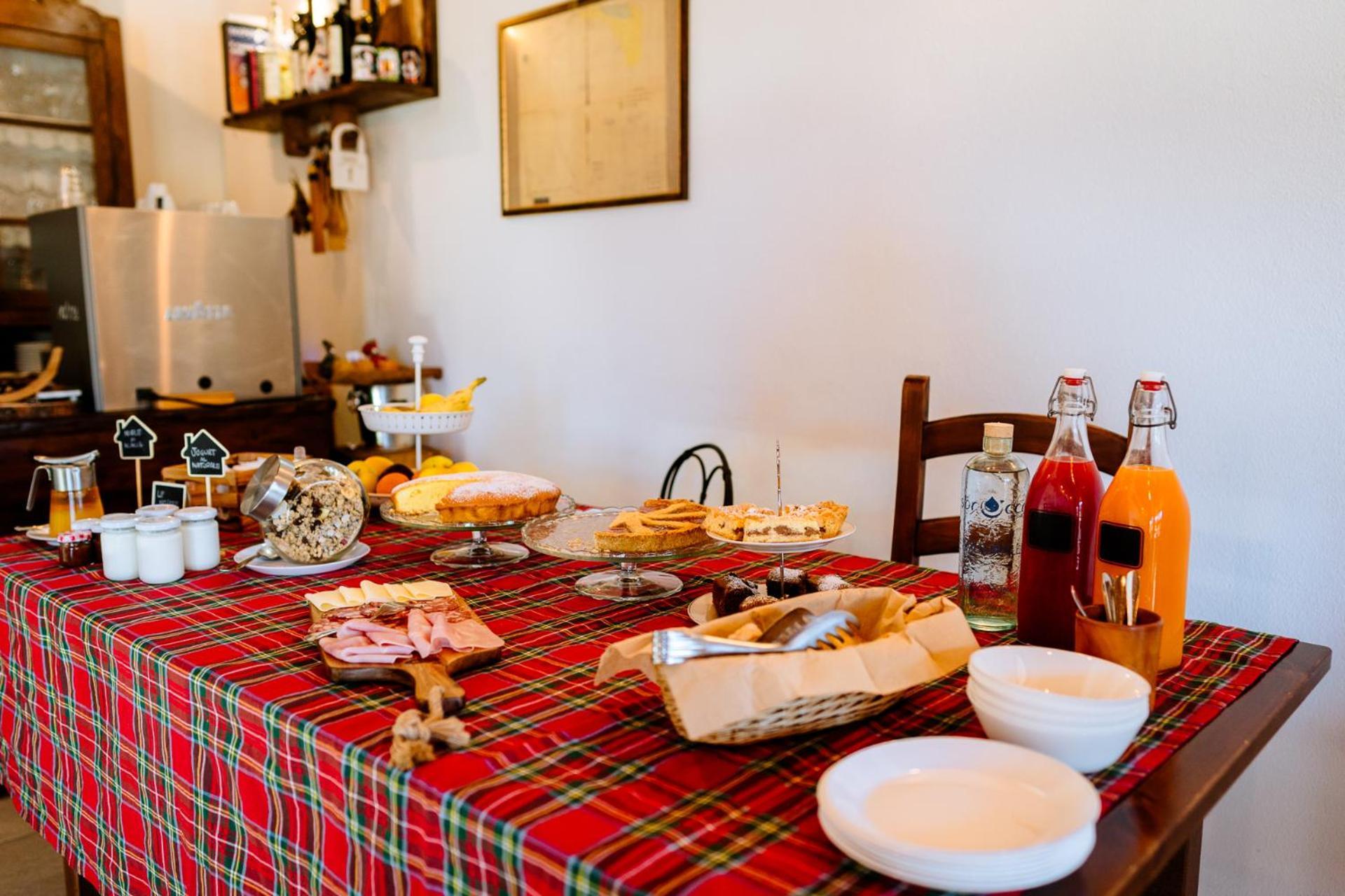 Agriturismo Giu Al Pozzo ガヴォッラーノ エクステリア 写真